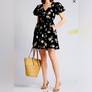 Chelsea28 Black Floral Puff-Sleeve Mini Dress